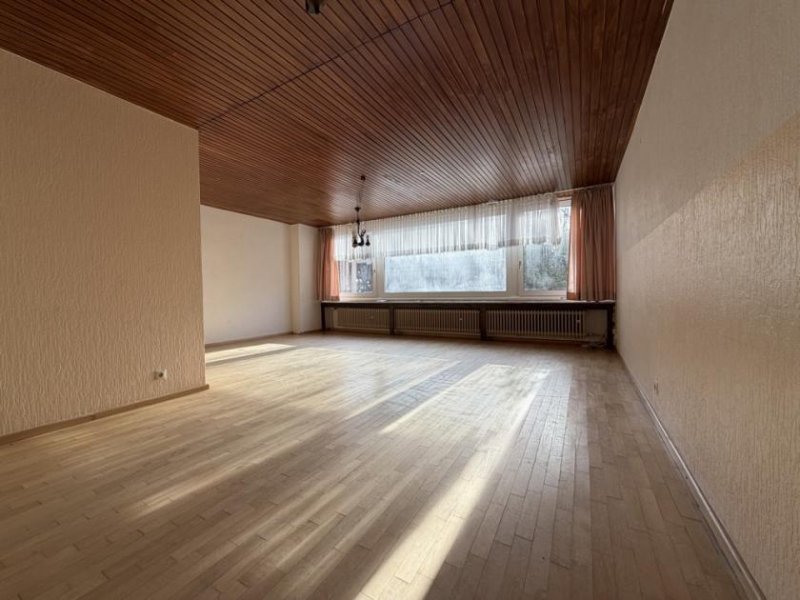 Roetgen Kleines EFH mit großem Südgrundstück in Roetgen – ruhige Lage, viel Potenzial Haus kaufen