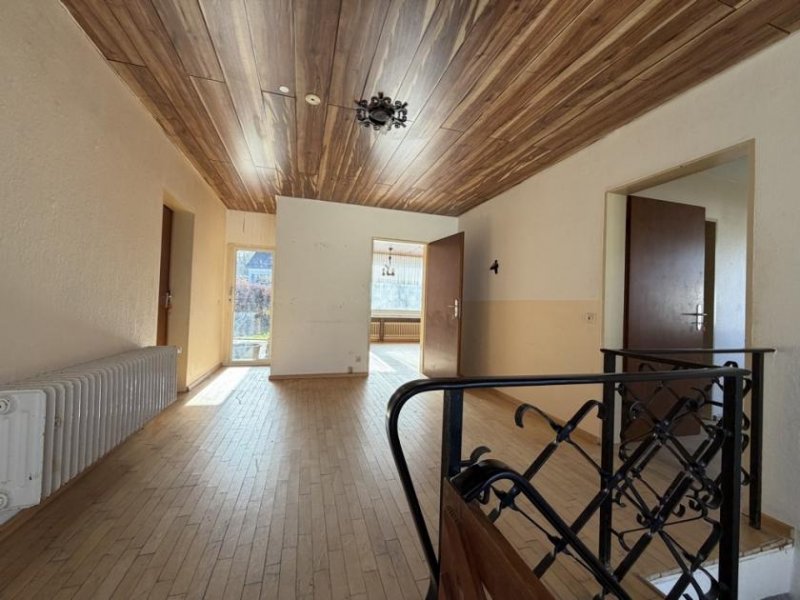 Roetgen Kleines EFH mit großem Südgrundstück in Roetgen – ruhige Lage, viel Potenzial Haus kaufen