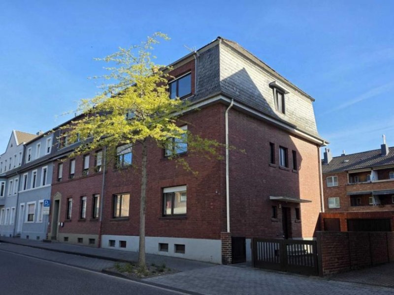 Eschweiler SANREALTY | Bereits reserviert - Vollvermietetes Dreiparteienhaus in einer interessanten, zentralen Lage von Eschweiler Gewerbe