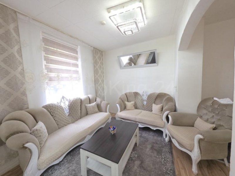 Düren ++ MODERNISIERTES EINFAMILIENHAUS + ÜBERDACHTE TERRASSE IN GUTER LAGE!! ++ Haus kaufen