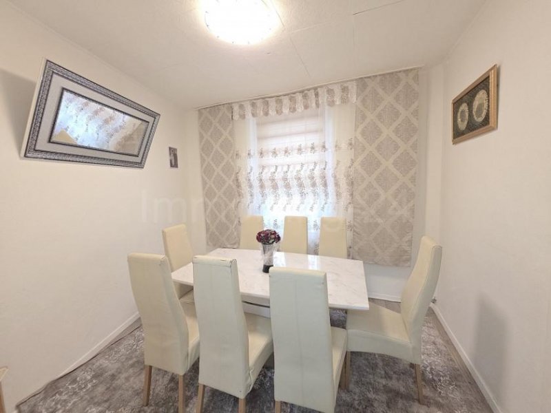 Düren ++ MODERNISIERTES EINFAMILIENHAUS + ÜBERDACHTE TERRASSE IN GUTER LAGE!! ++ Haus kaufen