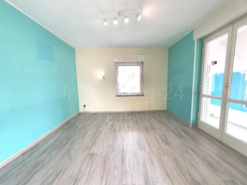 Düren ++ MODERNISIERTES EINFAMILIENHAUS + DOPPELGARAGE + GARTEN IN RUHIGER LAGE!! ++ Haus kaufen