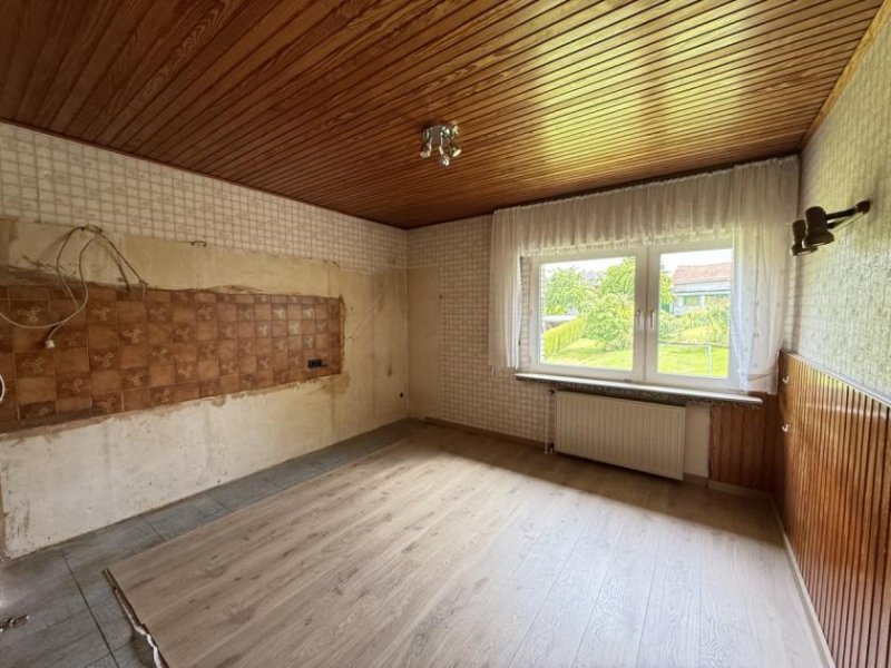 Hürtgenwald Schönes Grundstück, ruhige Lage, solide Substanz: Wohnhaus in Gey Haus kaufen