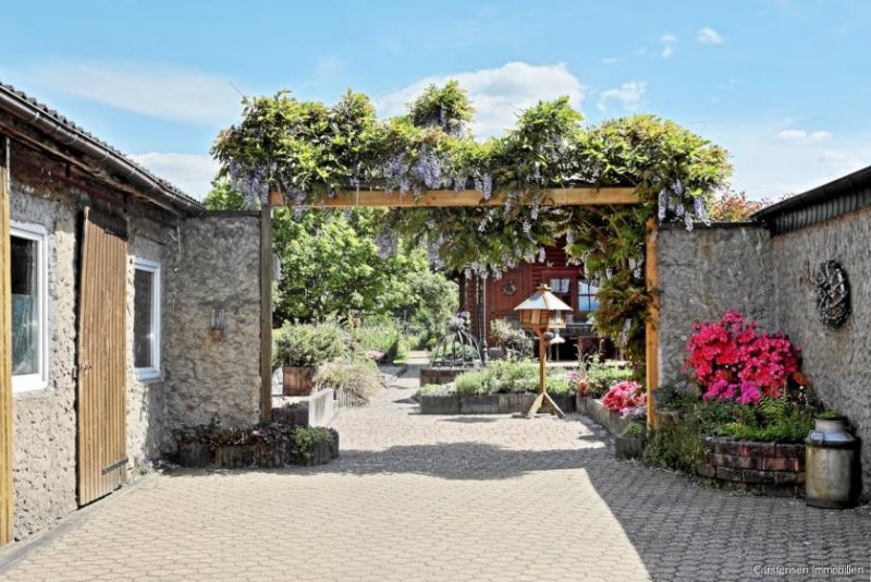 Linnich FAMILIENHAUS MIT STIL UND SUBSTANZ: ... MEHR PLATZ ... MEHR ZUHAUSE ... MEHR WOHNGEFÜHL Haus kaufen