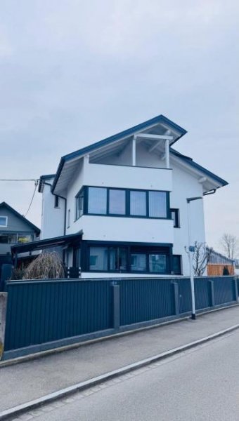 Braunau am Inn Charmantes Mehrfamilienhaus mit 3 Einheiten - Top Zustand ! Haus kaufen