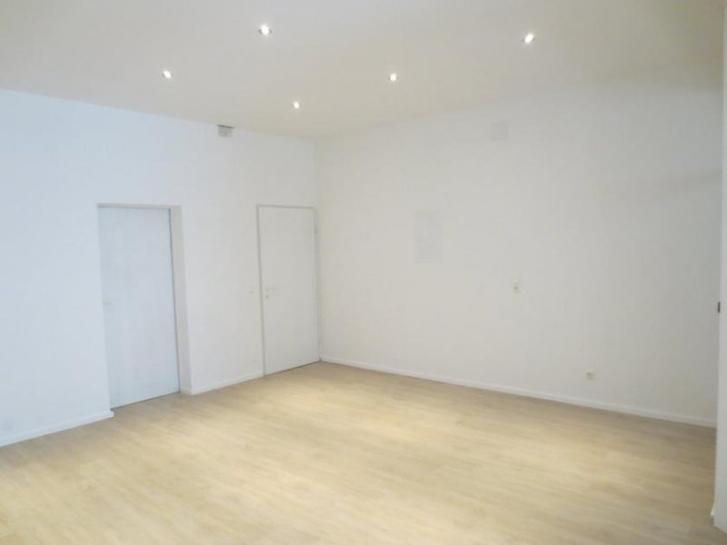 Braunau am Inn Große Barrierefreie Erdgeschoßwohnung, mitten in der Stadt Braunau Wohnung kaufen