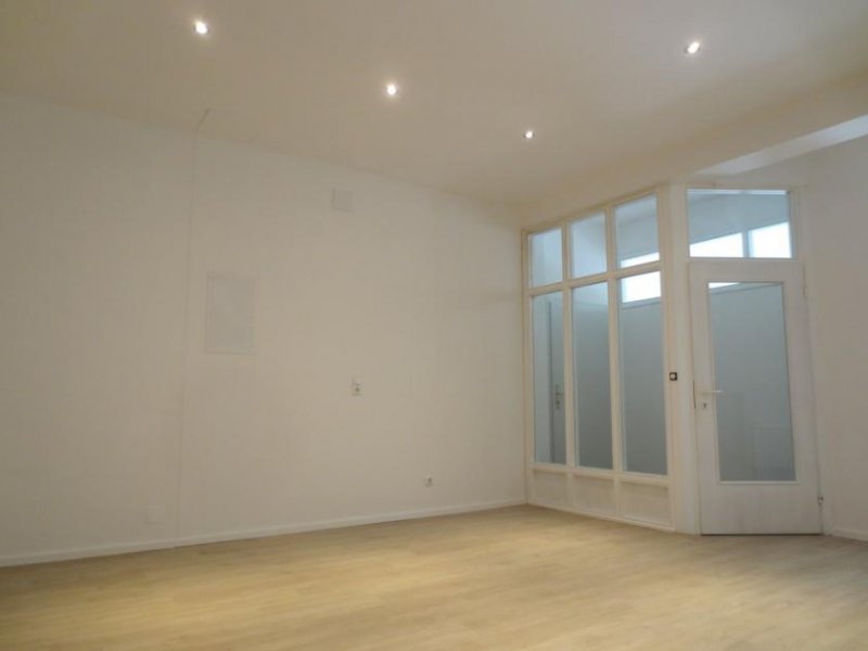 Braunau am Inn Große Barrierefreie Erdgeschoßwohnung, mitten in der Stadt Braunau Wohnung kaufen