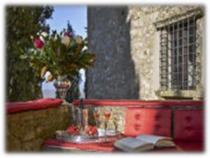 Siena Castello-Borgo fortificato sulle colline del Chianti in provincia di Siena Gewerbe kaufen