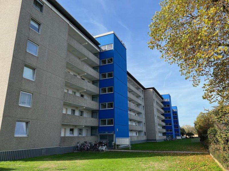 Bonn BONN- AUERBERG, Kapitalanlage, vermietete schöne Zweizimmerwohnung, ca. 67 m² Wfl. mit großem Balkon Wohnung kaufen