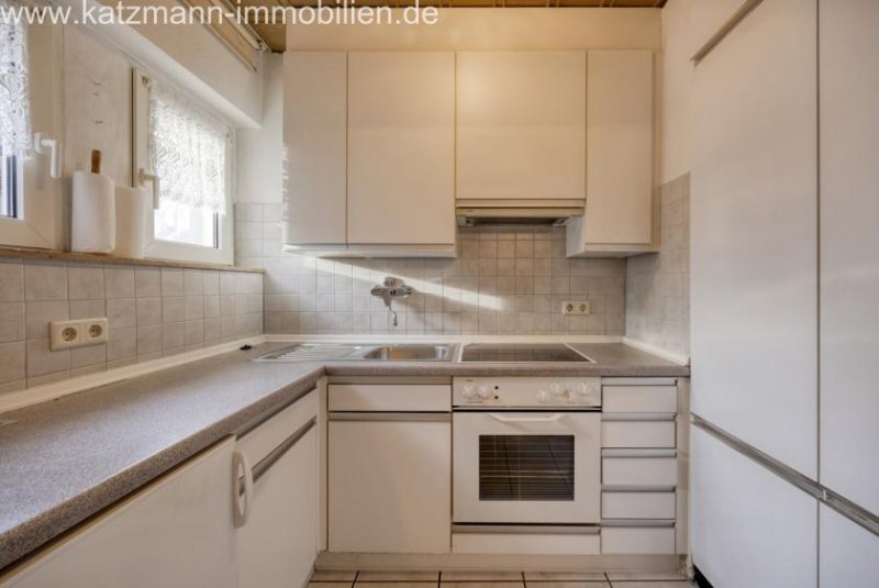 Bonn 1-2 Familienhaus mit Garage - Wohnen & Vermieten kombinierbar, fußläufig zur S-Bahn-Station Haus kaufen