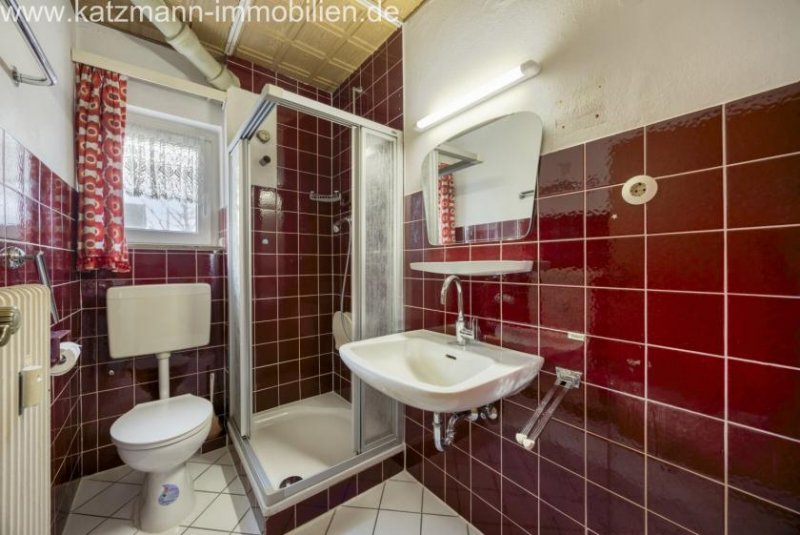 Bonn 1-2 Familienhaus mit Garage - Wohnen & Vermieten kombinierbar, fußläufig zur S-Bahn-Station Haus kaufen