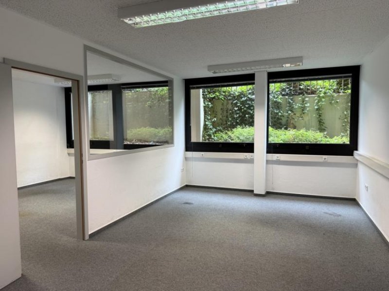 Bonn BONN, zentral in Autobahnnähe, ca. 192 m² Büro und Nutzfläche mit Tageslichtfenster 4 x Büro + Lager Gewerbe kaufen