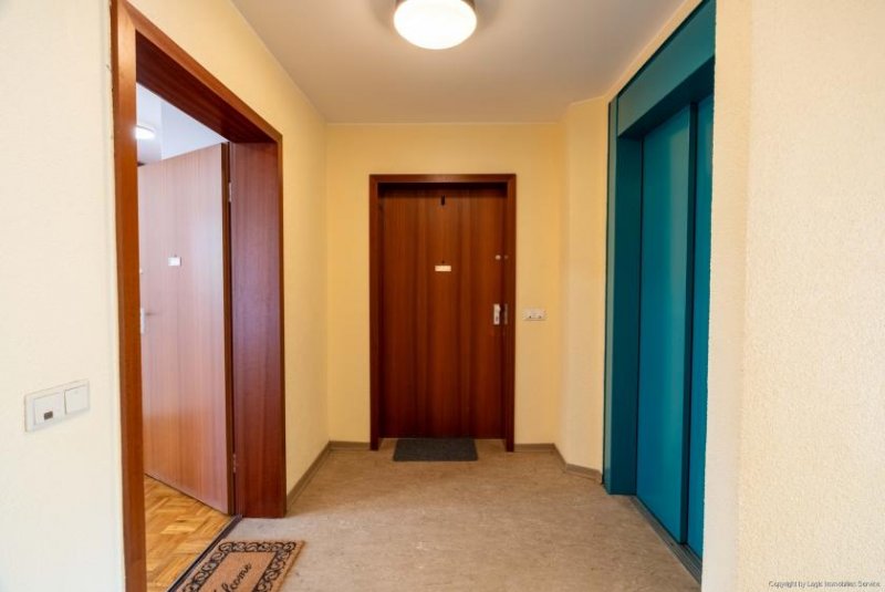 Bonn Bezugsfreie 2-Zimmer-Eigentumswohnung mit Sonnenloggia, Aufzug & Tiefgarage Wohnung kaufen