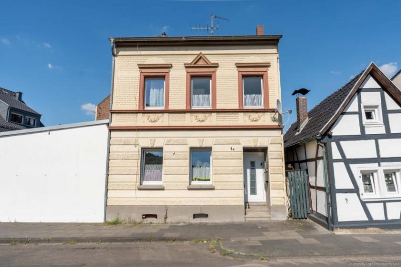Bonn Dottendorf begehrt: Jahrhundertwendehaus mit Charakter & Perspektive Haus kaufen