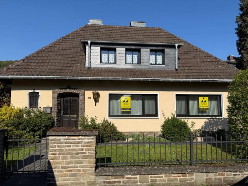 Bonn BONN OBERKASSEL freist. Einfam. Haus mit ca. 200 m² Wfl., 841 m² GrSt. Keller, Garage, Baugrundstück Haus kaufen