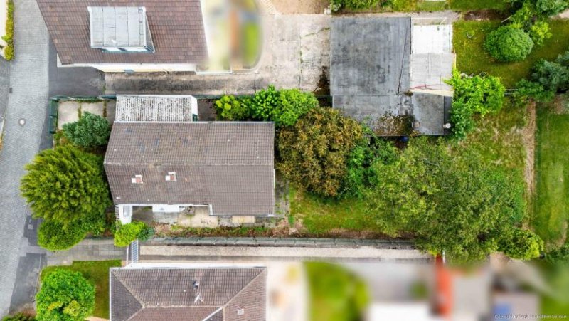 Bonn Abriss & Aufbruch: 626 m² Neubau-Chance in ruhiger Lage von Bonn-Pützchen Grundstück kaufen