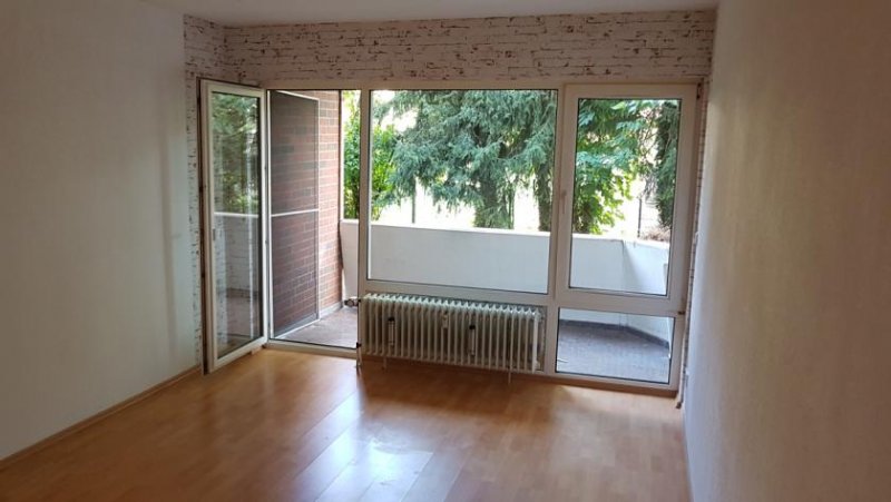 Bonn BONN BEUEL schöne, helle 2 Zimmer-ETW im EG ca. 45 m² Wfl. mit Balkon, Einbauküche u. TG-Stellplatz Wohnung kaufen