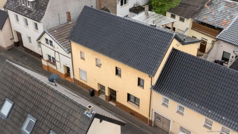 Bornheim (Rhein-Sieg-Kreis) Charme trifft Chancen – Historisches Zuhause mit Zukunft in Bornheim-Roisdorf Haus kaufen