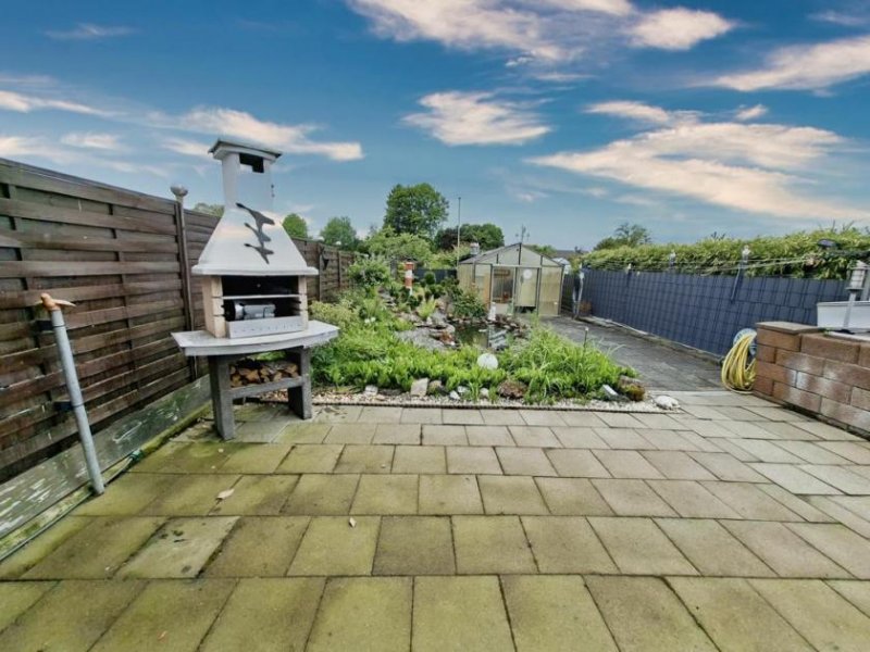 Bornheim (Rhein-Sieg-Kreis) CITYHOUSE: Gartenparadies, Einfamilienhaus mit großem Grundstück, Stellplatz für Wohnmobil, PKW Haus kaufen