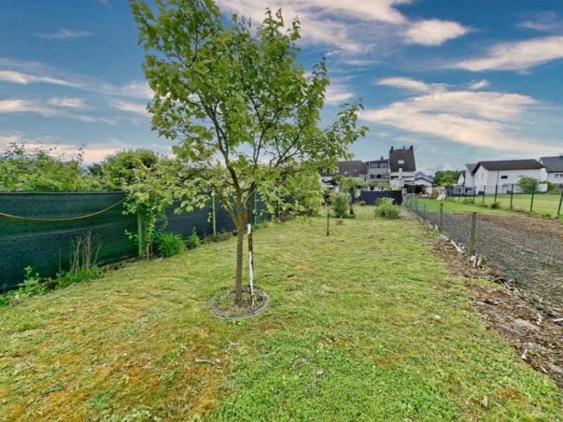 Bornheim (Rhein-Sieg-Kreis) CITYHOUSE: Gartenparadies, Einfamilienhaus mit großem Grundstück, Stellplatz für Wohnmobil, PKW Haus kaufen