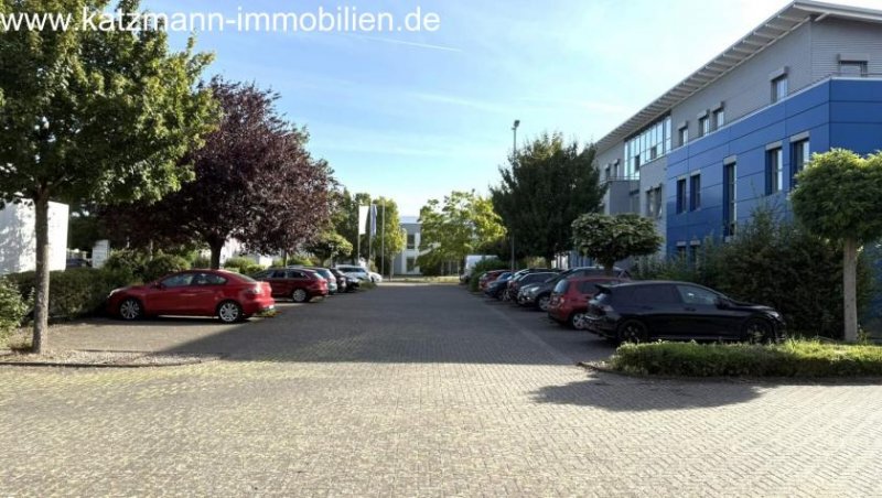 Bornheim (Rhein-Sieg-Kreis) Exklusives Büro-/Verwaltungs-/Schulungsgebäude mit Staffelgeschoss u. großem Grundstück (3.001 m²) zu verkaufen Gewerbe