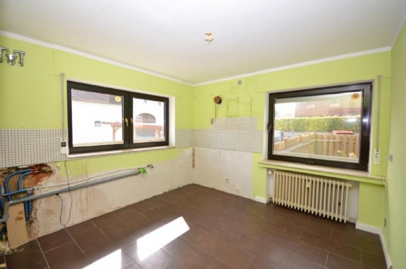 Bornheim (Rhein-Sieg-Kreis) Geräumiges Mehrgenerationenhaus mit Blick ins Grüne in Hemmerich Haus kaufen