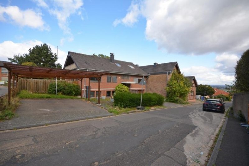 Bornheim (Rhein-Sieg-Kreis) Geräumiges Mehrgenerationenhaus mit Blick ins Grüne in Hemmerich Haus kaufen