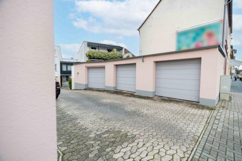 Rheinbach Sanierte Stadtvilla mit Charakter – Ein besonderes Haus mit vielen Möglichkeiten Haus kaufen