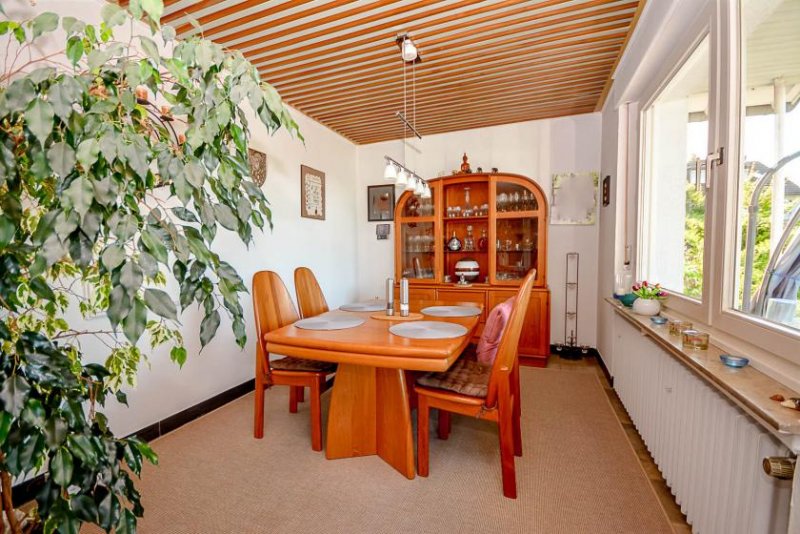 Remagen Rheinblick inklusive: Attraktives Zweifamilienhaus in Oberwinter Haus kaufen