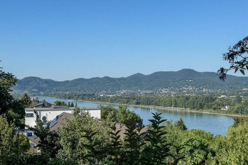 Remagen Rheinblick inklusive: Attraktives Zweifamilienhaus in Oberwinter Haus kaufen