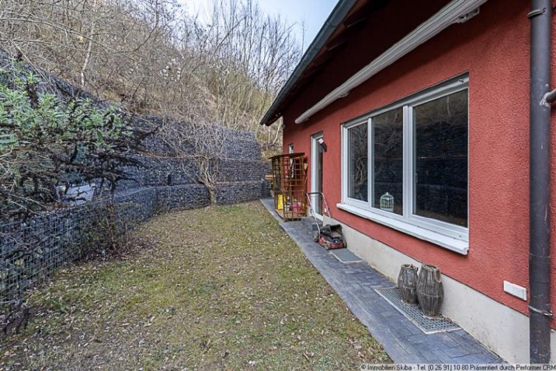 Bad Neuenahr-Ahrweiler Einfamilienhaus aus 2005 mit Einliegerwohnung in erhöhter Lage von Lohrsdorf Haus kaufen
