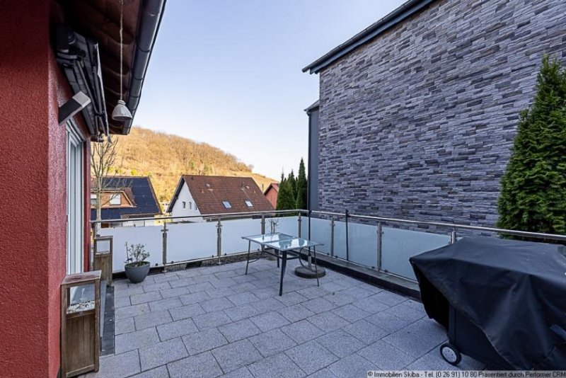 Bad Neuenahr-Ahrweiler Einfamilienhaus aus 2005 mit Einliegerwohnung in erhöhter Lage von Lohrsdorf Haus kaufen