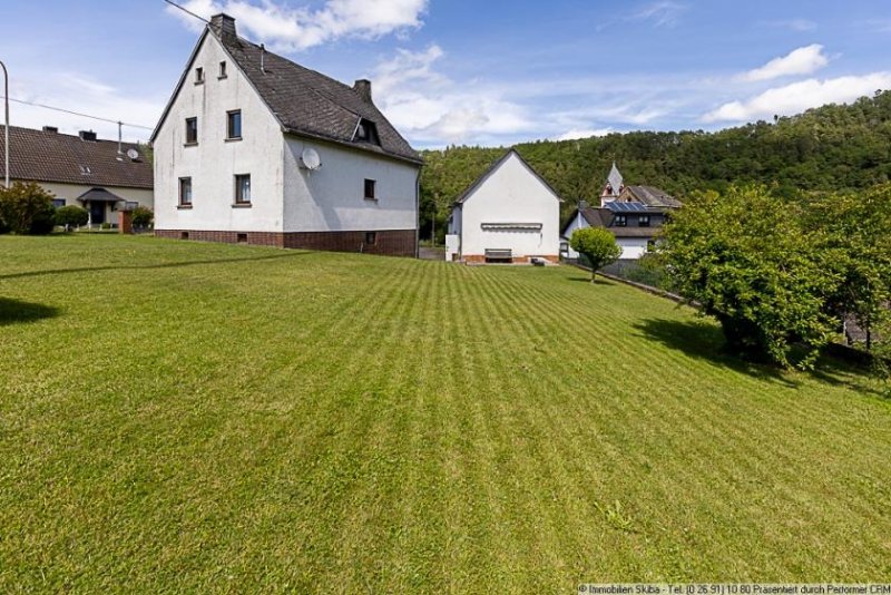 Kaltenborn Eifel-Bauernhaus mit Scheune und großem Garten in Kaltenborn - Nähe Nürburgring Haus kaufen