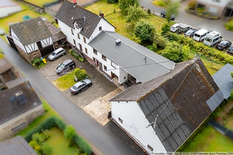 Kaltenborn Nürburgring-Immobilie: Wohnhaus, Wohnung, Scheunen, Bauplätze in Jammelshofen Haus kaufen