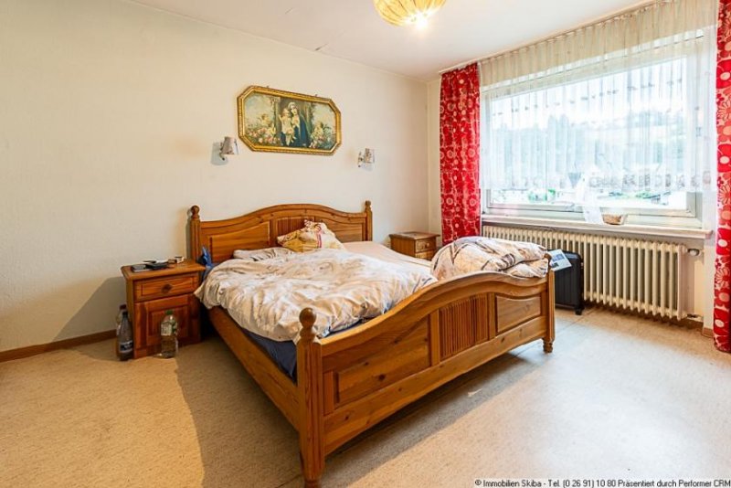 Kaltenborn Nürburgring-Immobilie: Wohnhaus, Wohnung, Scheunen, Bauplätze in Jammelshofen Haus kaufen