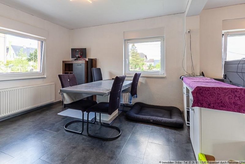 Wershofen Einfamilienhaus mit Garten und Doppelgarage in Wershofen Haus kaufen