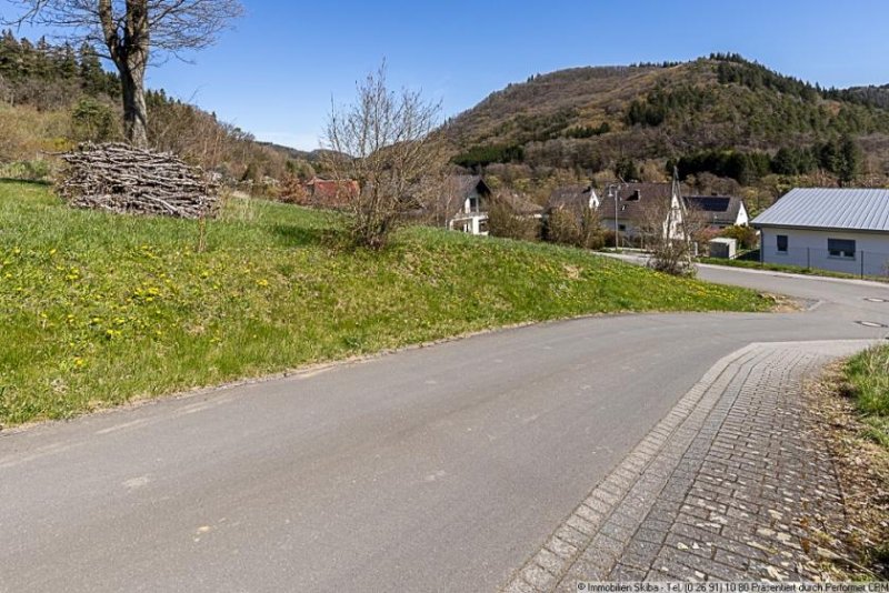 Antweiler Eck-Baugrundstück mit Ausblick in Antweiler an der Ahr in der Eifel Grundstück kaufen