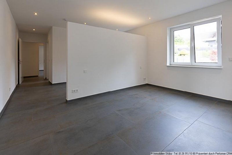 Kelberg Erstbezug: Moderne Neubau-Eigentumswohnung in erhöhter Ortsrandlage mit Aussicht über Kelberg Wohnung kaufen
