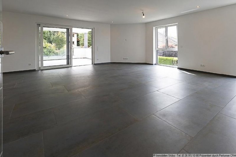 Kelberg Erstbezug: Moderne Neubau-Eigentumswohnung in erhöhter Ortsrandlage mit Aussicht über Kelberg Wohnung kaufen