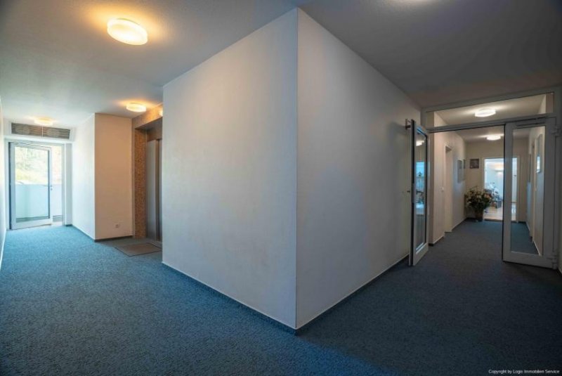 Königswinter Fast-Penthouse in 1A-Rheinlage – zwei Terrassen, Weitblick & Privatsphäre Wohnung kaufen