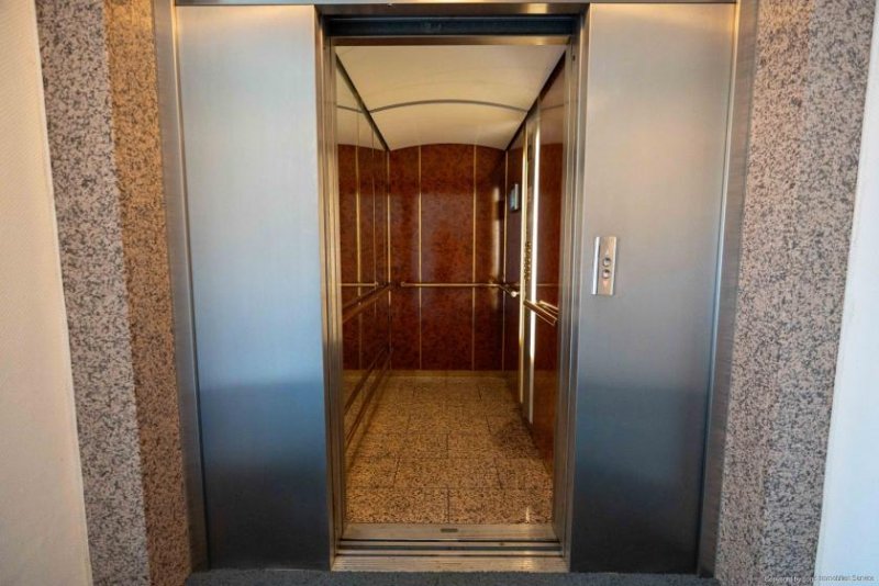 Königswinter Fast-Penthouse in 1A-Rheinlage – zwei Terrassen, Weitblick & Privatsphäre Wohnung kaufen