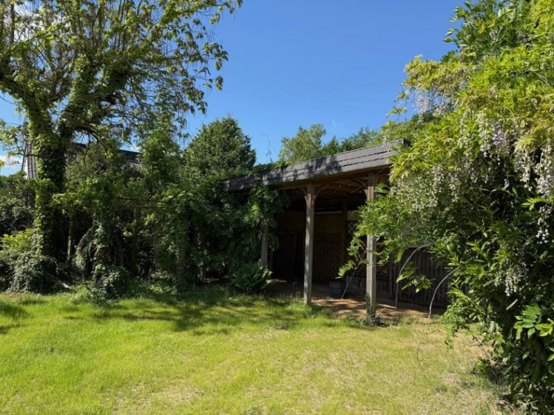 St. Augustin SANKT AUGUSTIN in top Lage, freist. EinfamHaus mit ca. 275 m² WNfl. 6-7 Zimmer, Keller 1.103 m² GrSt Haus kaufen