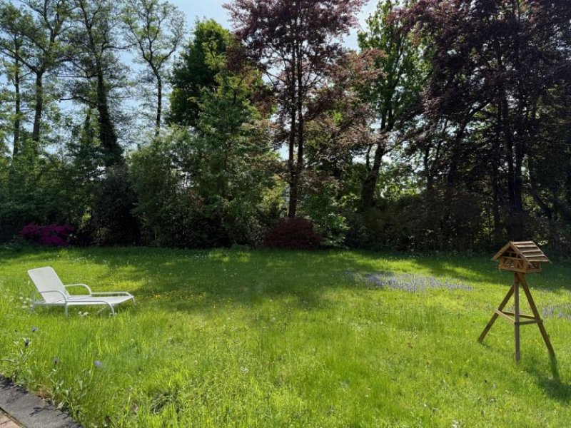 St. Augustin ST. AUGUSTIN NIEDERBERG, freist. EFH mit ELW, 8 Zimmer 258 m² Wfl. 2 Garagen, Keller, gr. 1.527 GrSt Haus kaufen