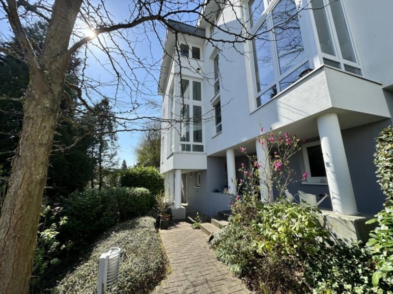 Hennef (Sieg) HENNEF GEISTINGEN tolles, helles Reihenhaus, 3 Zi. mit ca. 83 m² WNfl., West-Terrasse und TG-Platz Haus kaufen