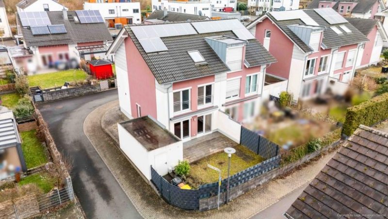 Hennef (Sieg) Modernes Familienhaus mit Garten, Studio & Garage – ruhig wohnen in Hennef- Im Siegbogen Haus kaufen