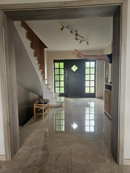 Much Einfamilienhaus mit Einliegerwohnung - Much Haus kaufen