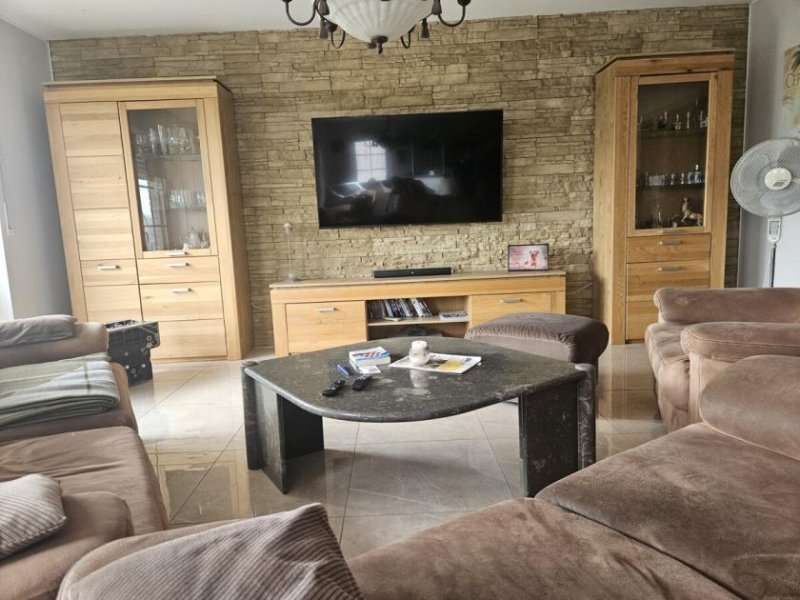 Much Einfamilienhaus mit Einliegerwohnung - Much Haus kaufen