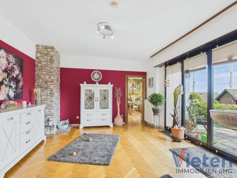 Mechernich Weitblick über Kommern - Dreifamilienhaus für Selbstnutzer oder Kapitalanleger Haus kaufen