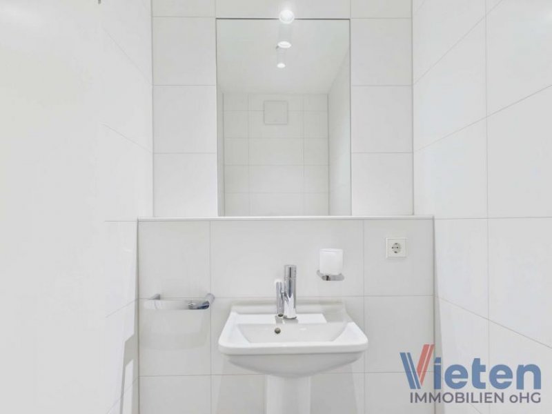 Weilerswist Exklusives Wohnen auf dem historischen Gutshof: Charme, Ruhe und Hochwertigkeit erleben Haus kaufen