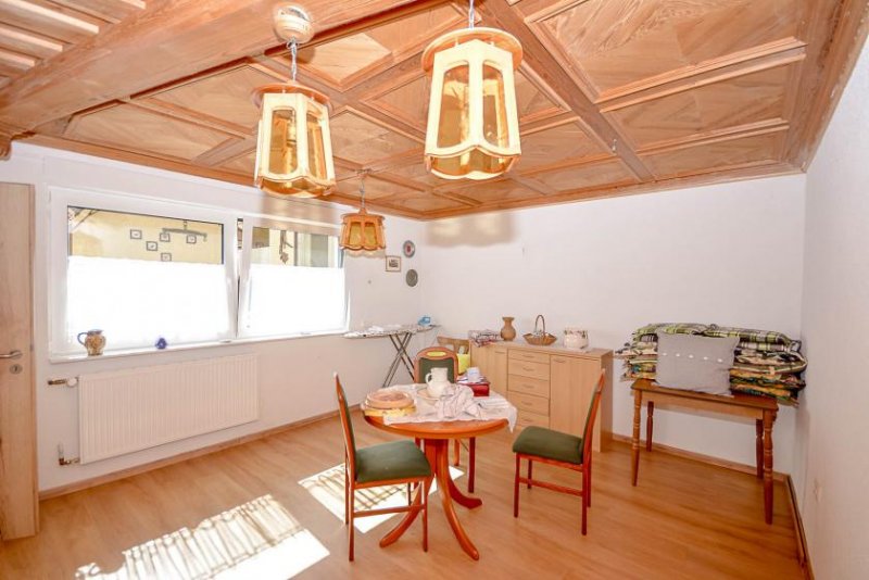 Weilerswist Gemütliches Fachwerkhaus mit zusätzlicher Halle und Garten Haus kaufen